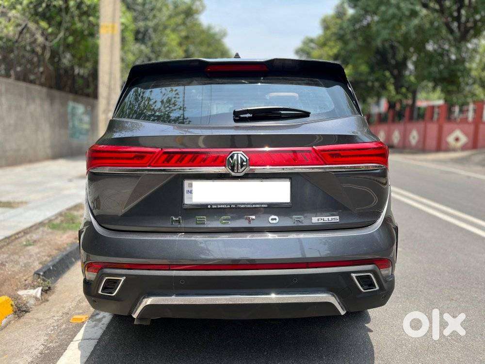 Mg Hector Plus Sharp Pro 1.5 Turbo Petrol Cvt 7 Str, 2025, Petrol