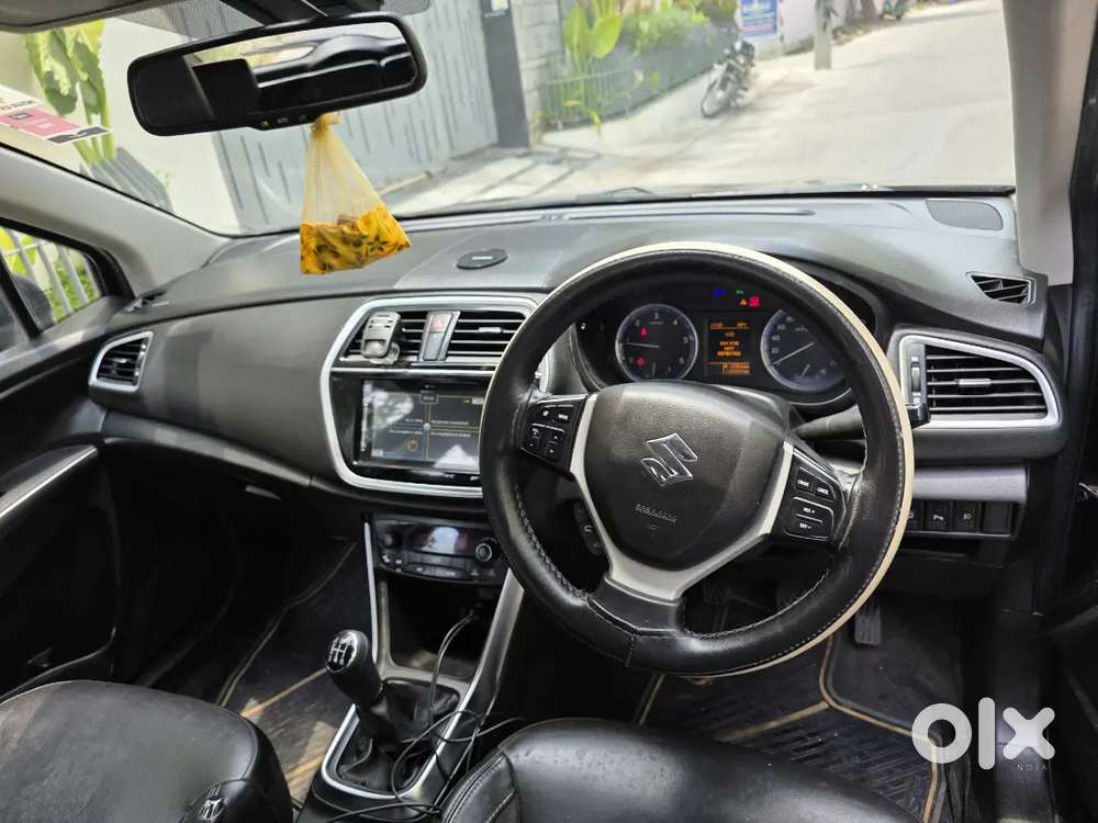 Maruti Suzuki S-cross 2018 Variant