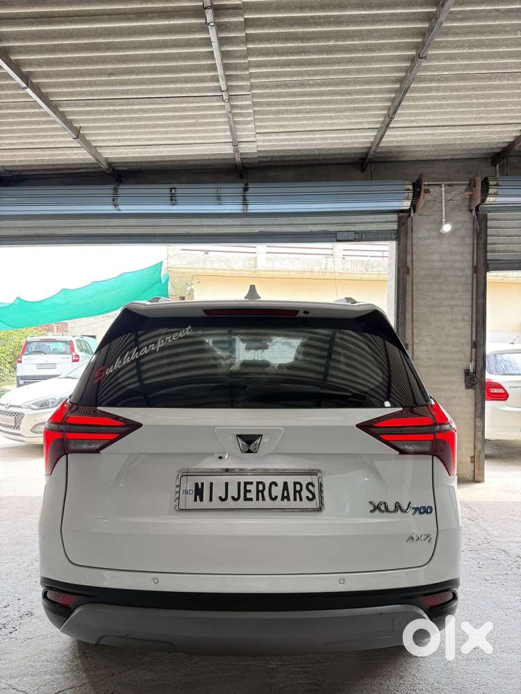 Mahindra Xuv700 2.2 Ax 7 Diesel Mt Luxury Pack Str, 2023, Diesel