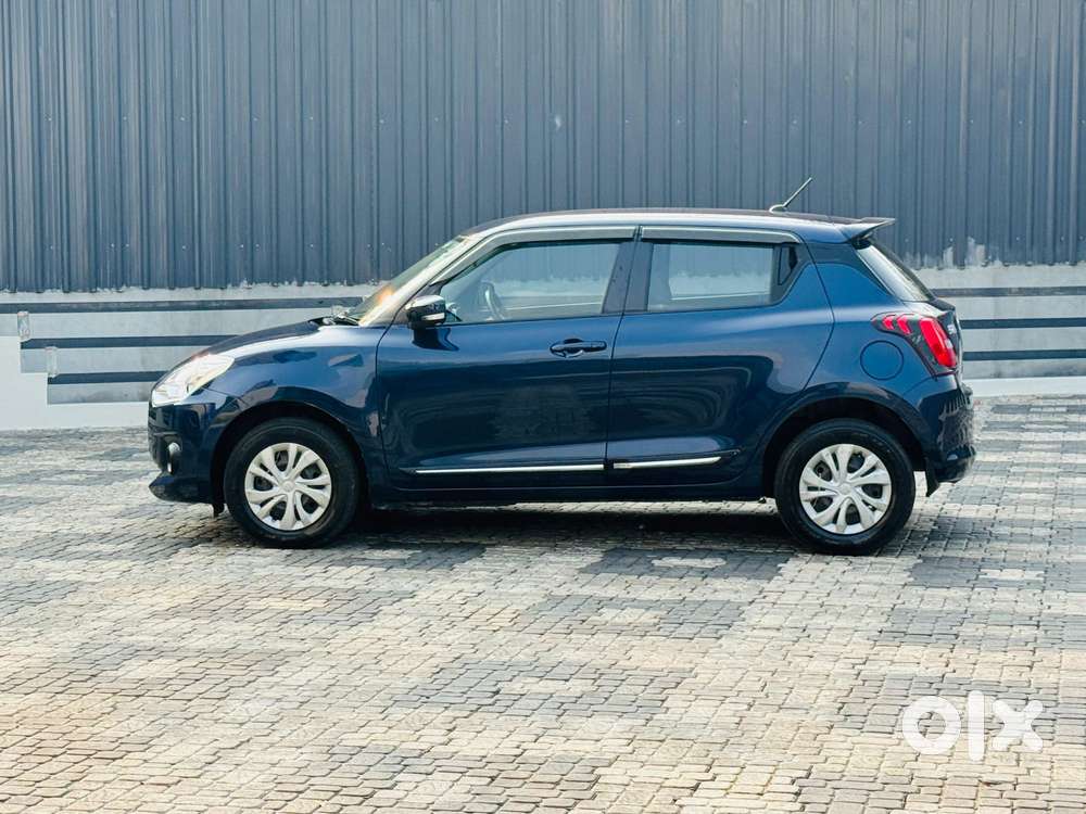 Maruti Suzuki Swift 1.2 Vxi (o), 2022, Petrol