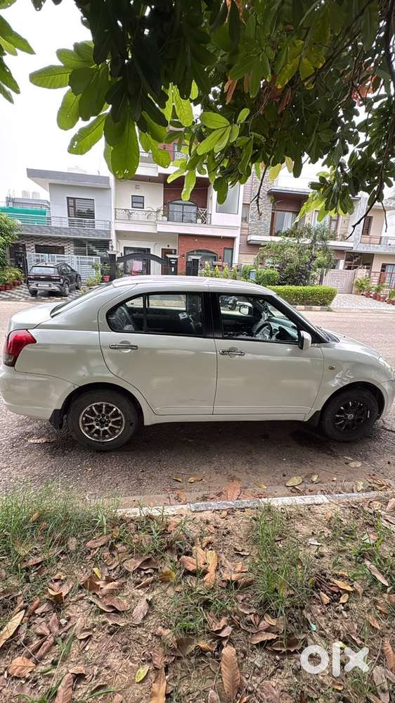Swift Dzire Maruti 2012