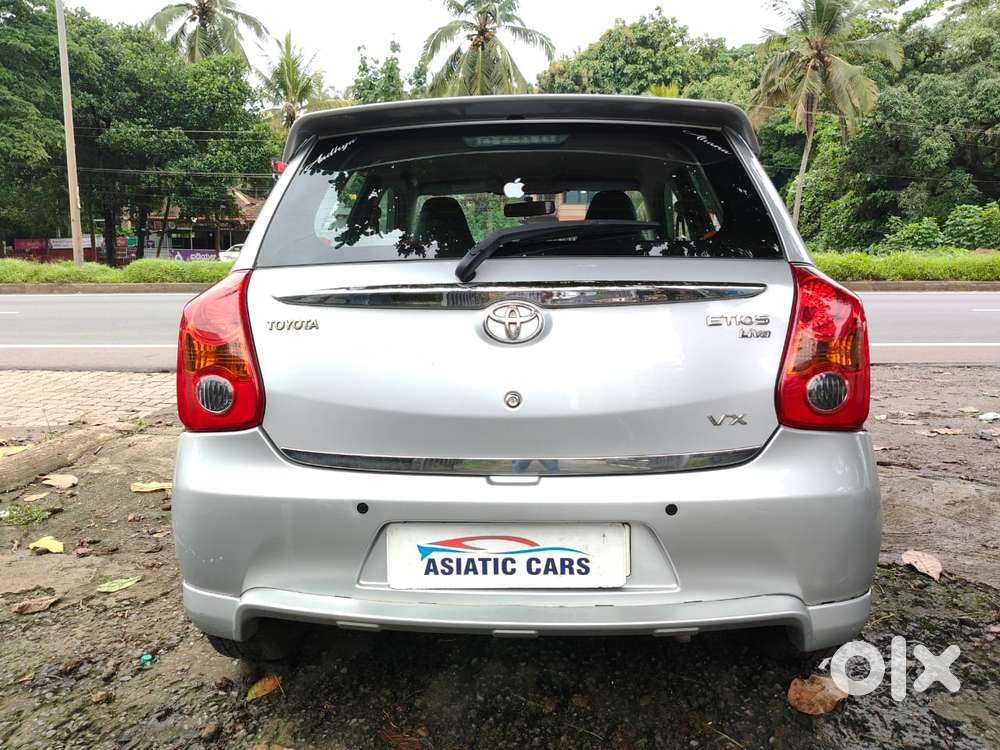 Toyota Etios Liva V Sp*, 2011, Petrol
