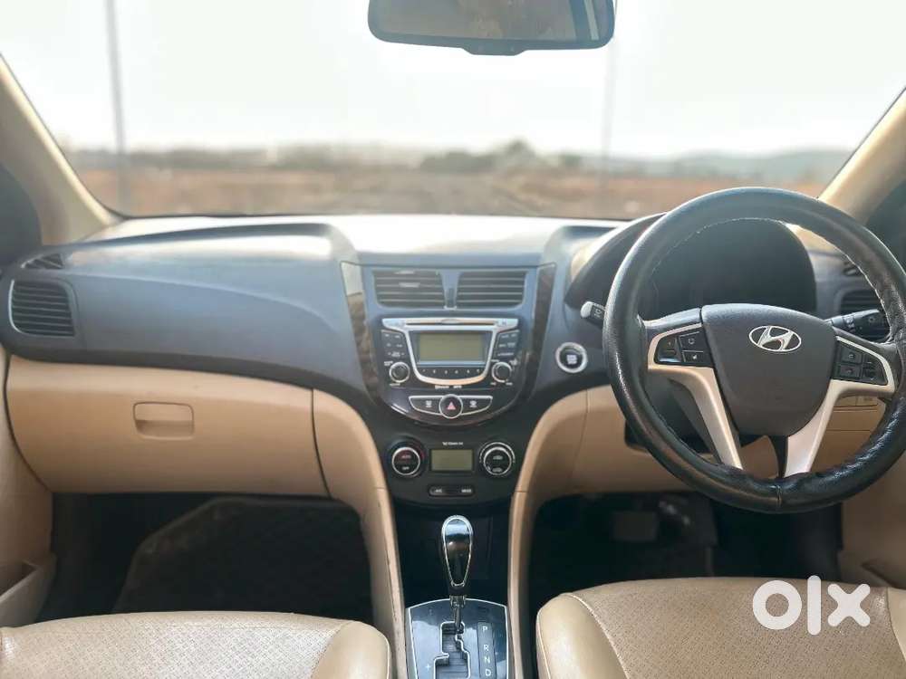 Hyundai Verna 2012