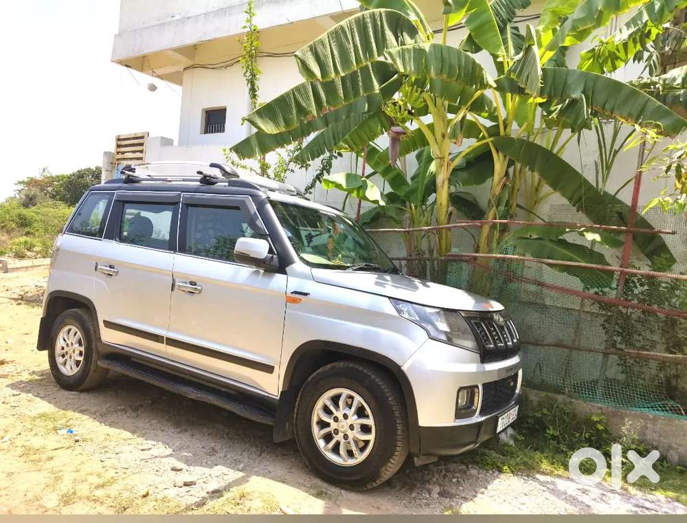 Mahindra Tuv 300,t-10,2021reg