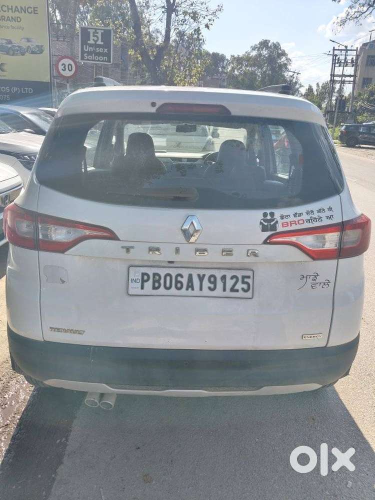 Renault Triber Rxz, 2020, Petrol