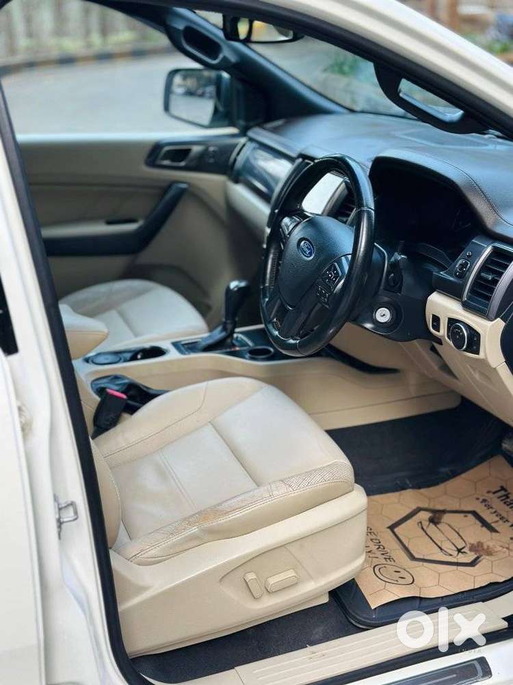 Ford Endeavour Titanium 2.2 4x2, 2016, Diesel