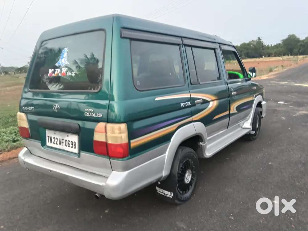 Toyota Qualis Gst D2 2004 Model