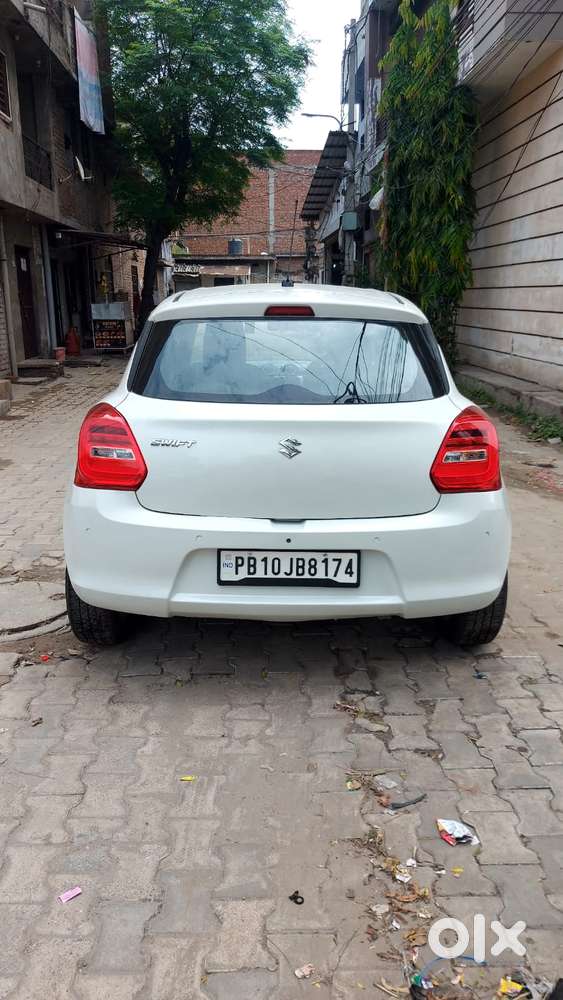 Maruti Suzuki Swift Vxi Abs Bsiv, 2023, Petrol