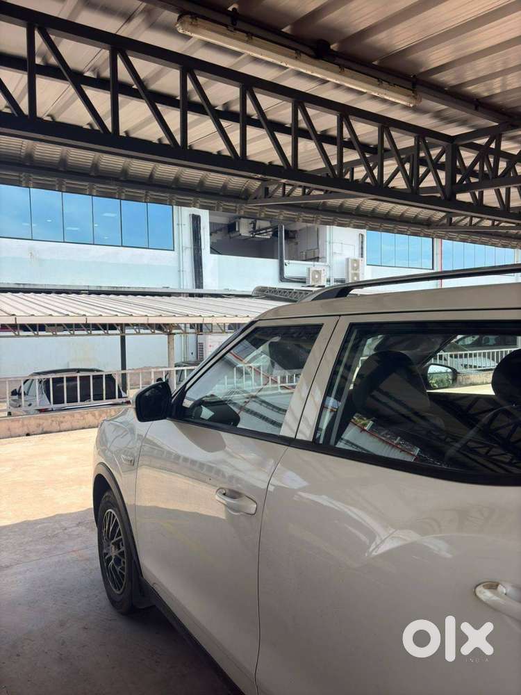 Mahindra Xuv300 – Well Maintained  Zero Accident  Full Company Track