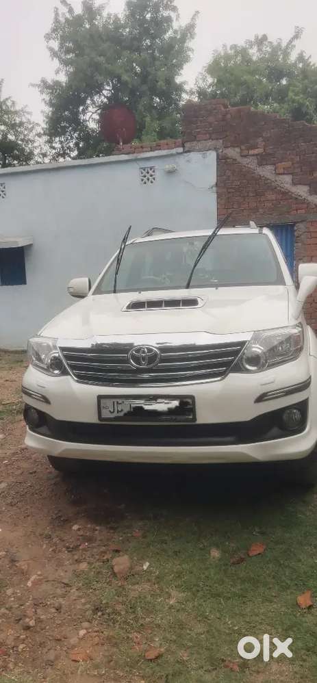 Toyota Fortuner 2013 Diesel 96000 Km Driven