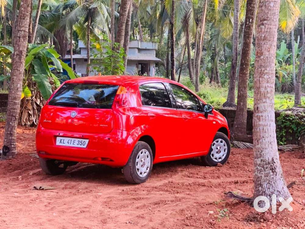 Fiat Punto 2011 Petrol 85000 Km Driven