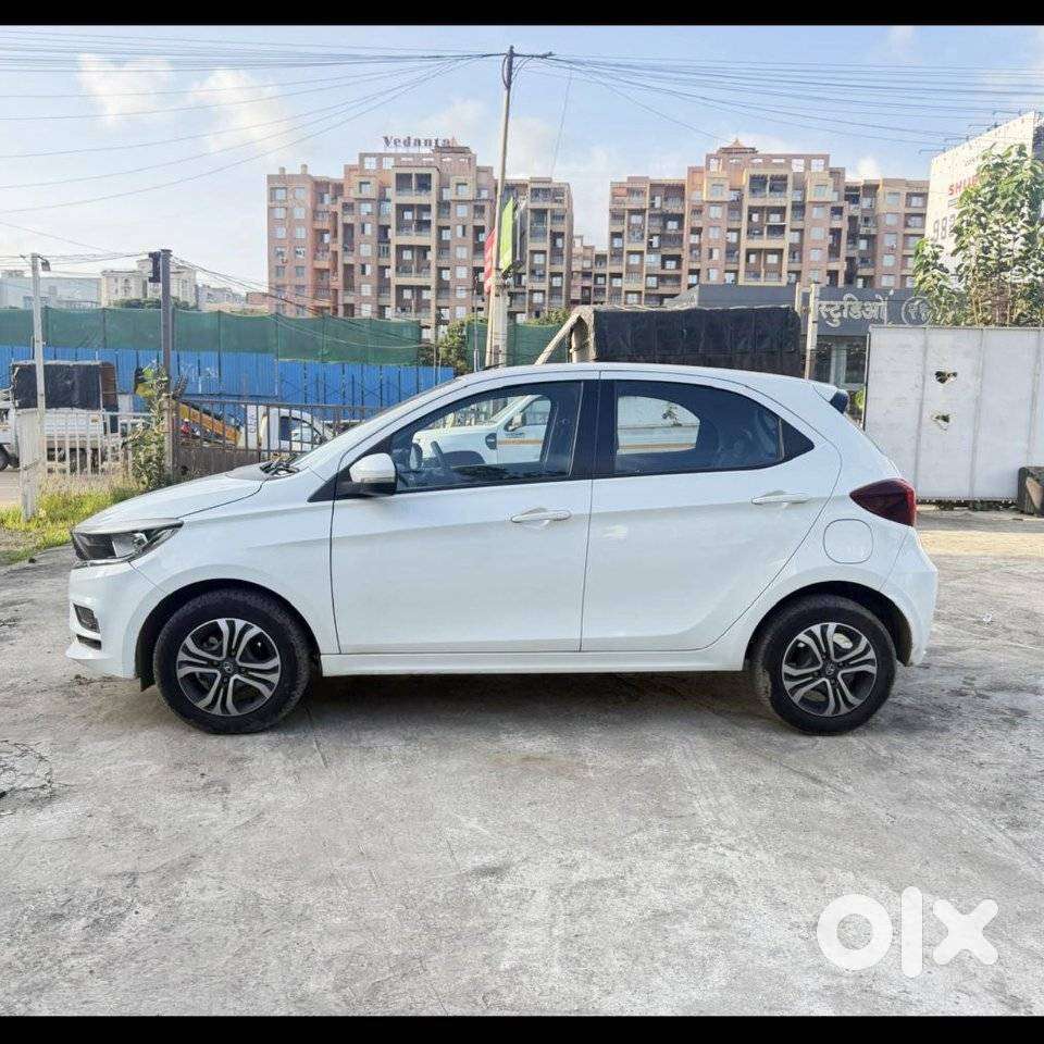 Tata Tiago 1.2 Revotron Xza, 2021, Petrol
