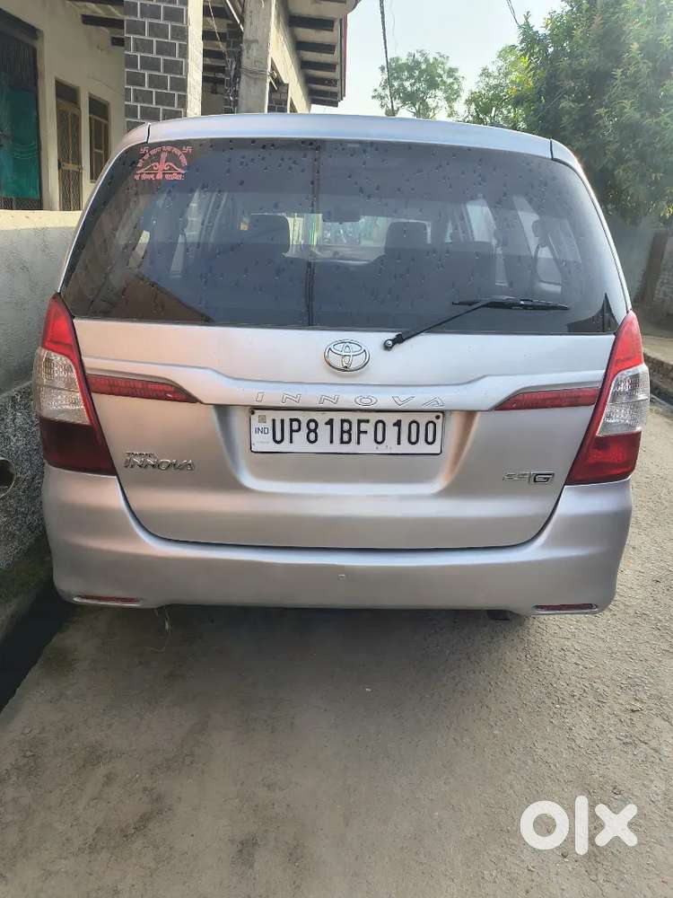 Toyota Innova Hycross 2015 Diesel 85270 Km Driven
