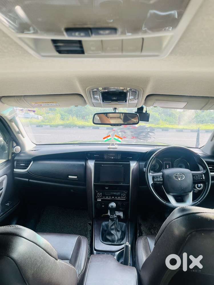 Toyota Fortuner [2021-ongoing] 2.8 2wd Diesel At, 2020, Diesel