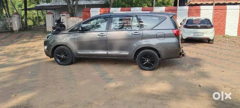 Toyota Innova Crysta 2018 December.no Replacement  Orginal Kerala