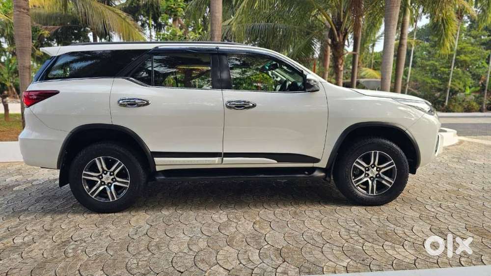 Toyota Fortuner 2.8 Diesel Automatic 4x2 – 2020 Model