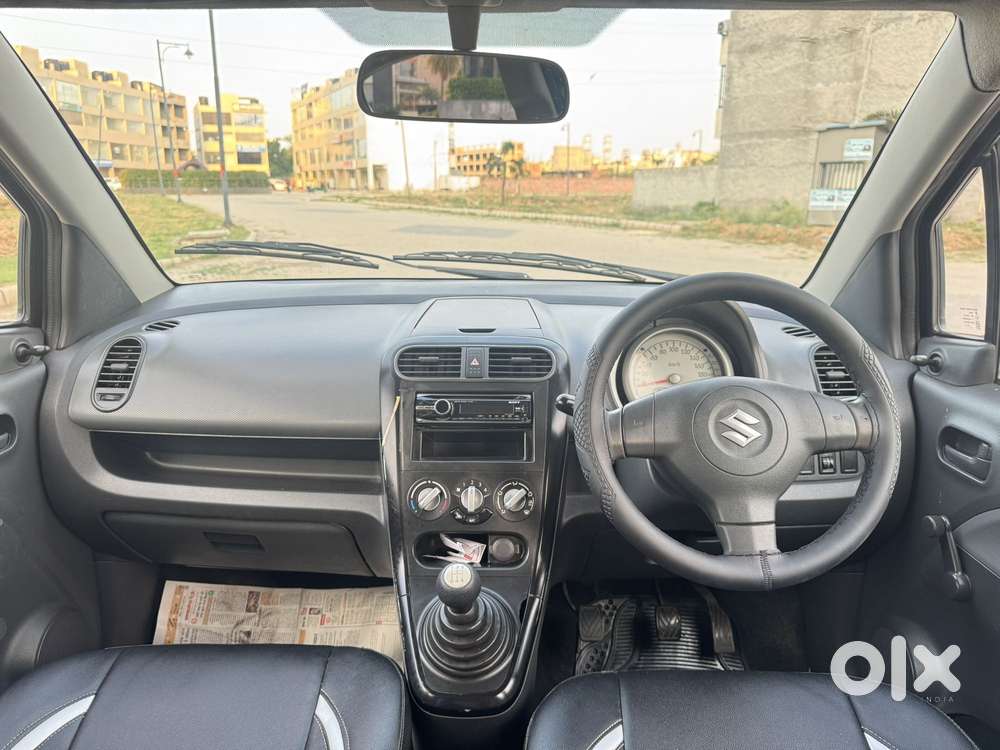 Maruti Suzuki Ritz Lxi, 2010, Petrol