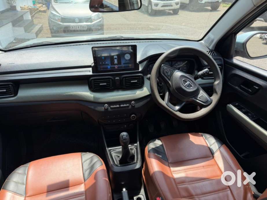 Tata Punch, 2022, Petrol