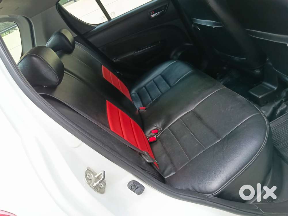 Maruti Suzuki Swift Vxi + Manual, 2017, Petrol