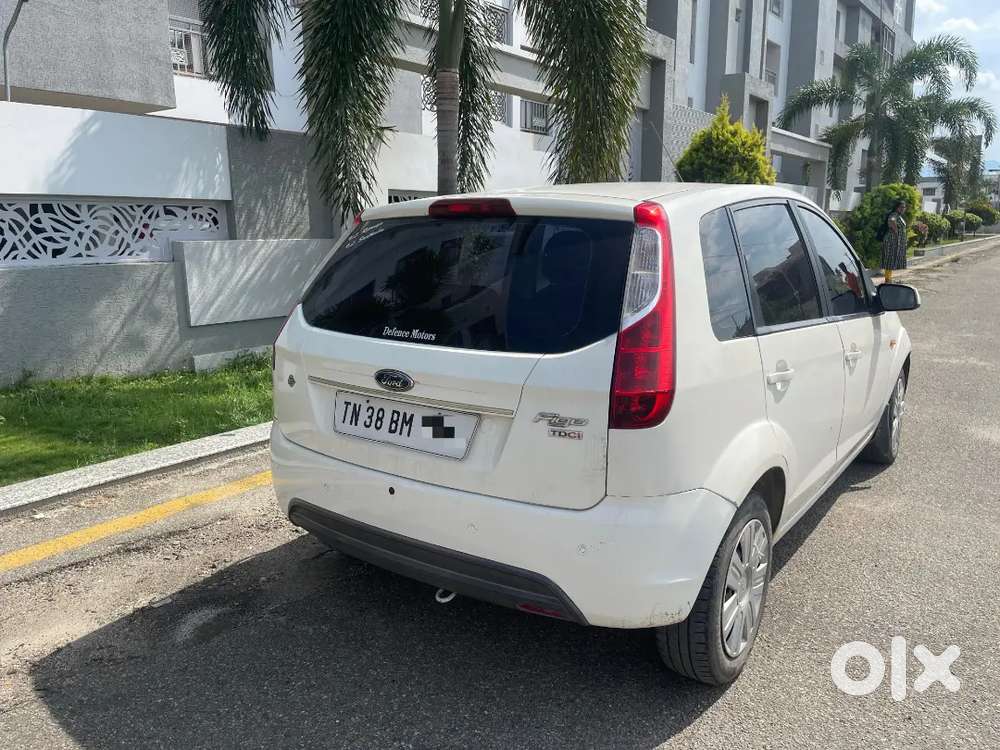 Ford Figo 2012 Diesel Well Maintained Company Service Record