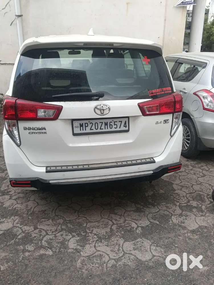Toyota Innova Crysta 2024 Diesel 15000 Km Driven