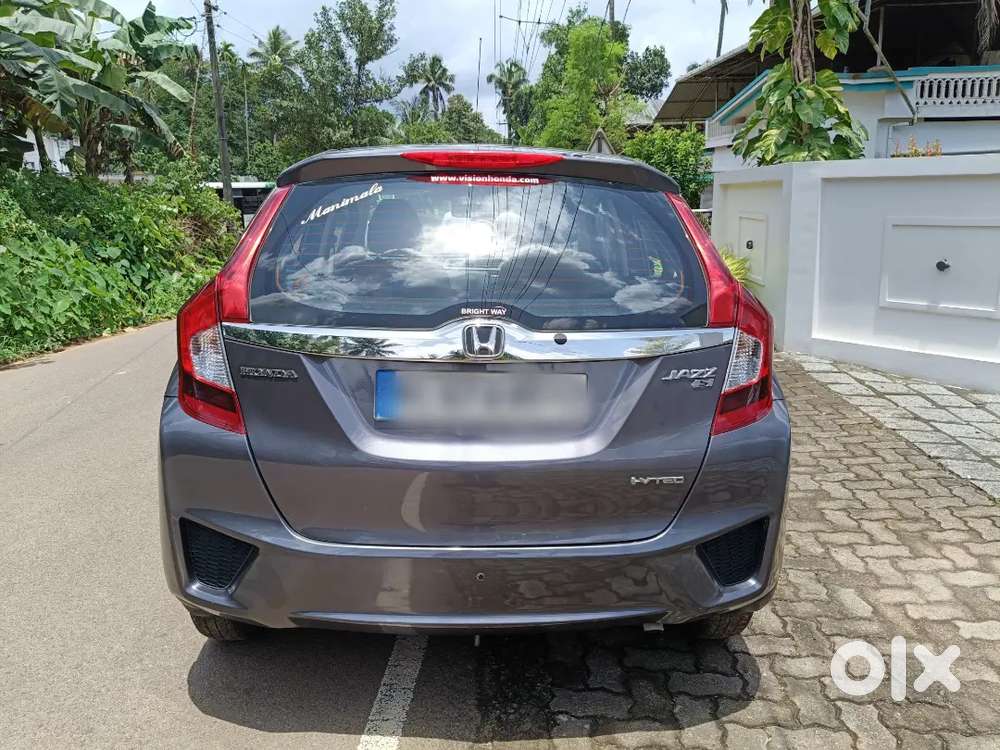 Single Owner Low Km Jazz