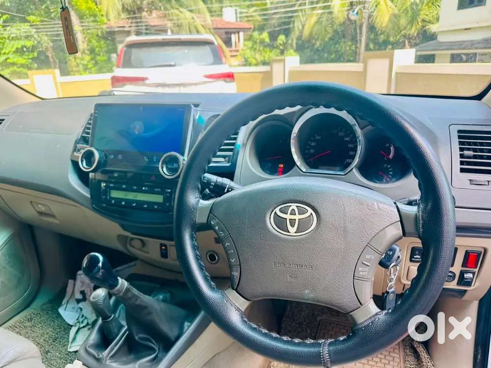 Toyota Fortuner Diesel 2011 Manual