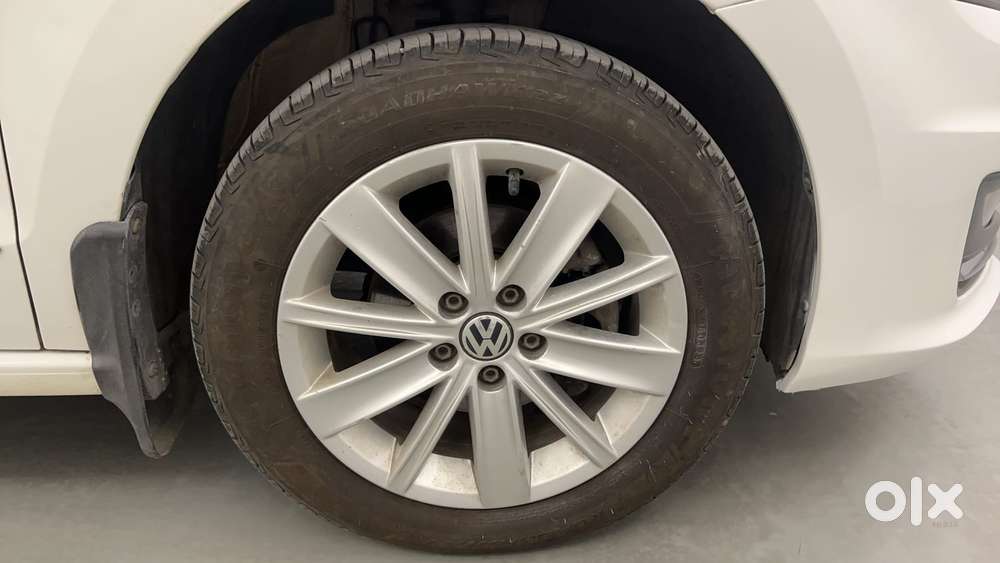 Volkswagen Vento 2010-2013 Petrol Highline, 2016, Petrol
