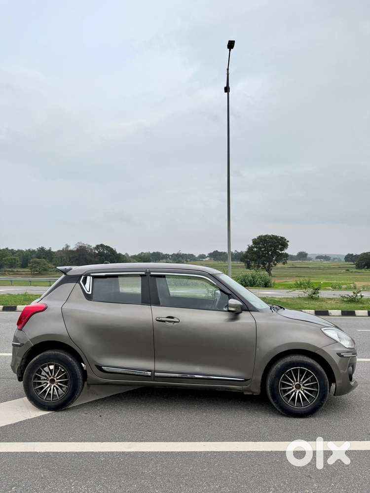 Maruti Swift Vxi 2020