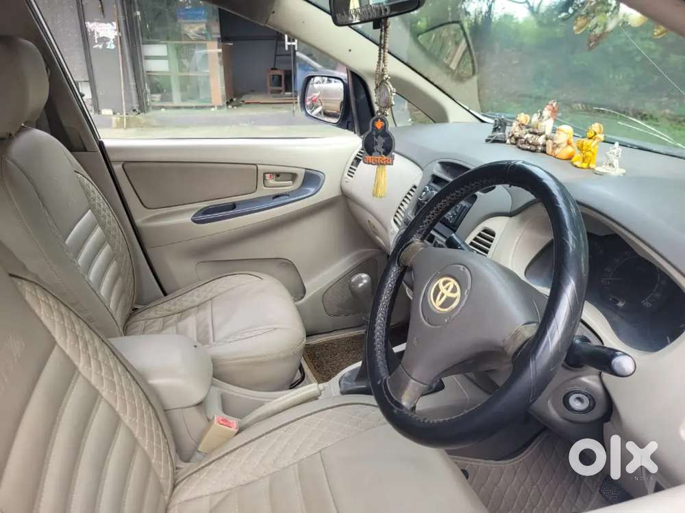 Toyota Innova 2011 Diesel 222750 Km Driven