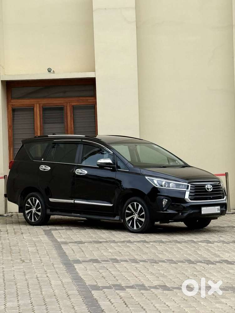 Toyota Innova Crysta 2.4 Z 7 Str, 2022, Diesel