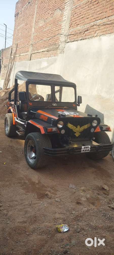 Mahindra Jeep Classic 1989