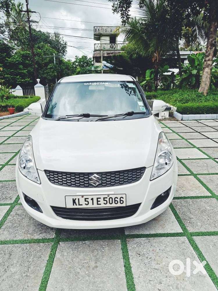 Maruti Suzuki Swift Vxi 1.2 Abs Bs-iv, 2014, Petrol