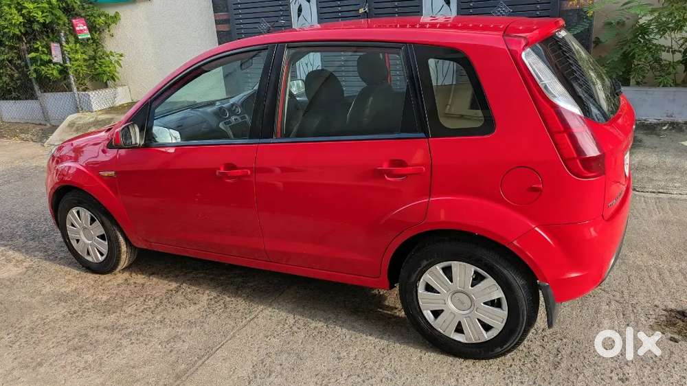 Ford Figo Titanium 2010 Fc 2031