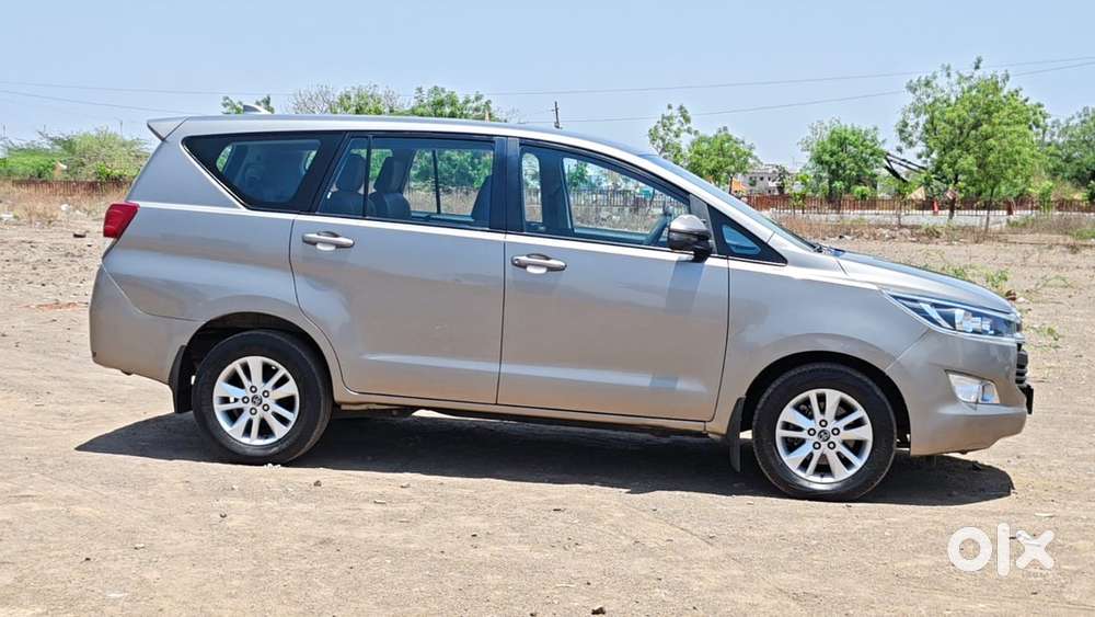 Toyota Innova Crysta 2019