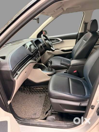 Kia Carens G 1.5 6mt Premium (o) 7-seater, 2024, Petrol