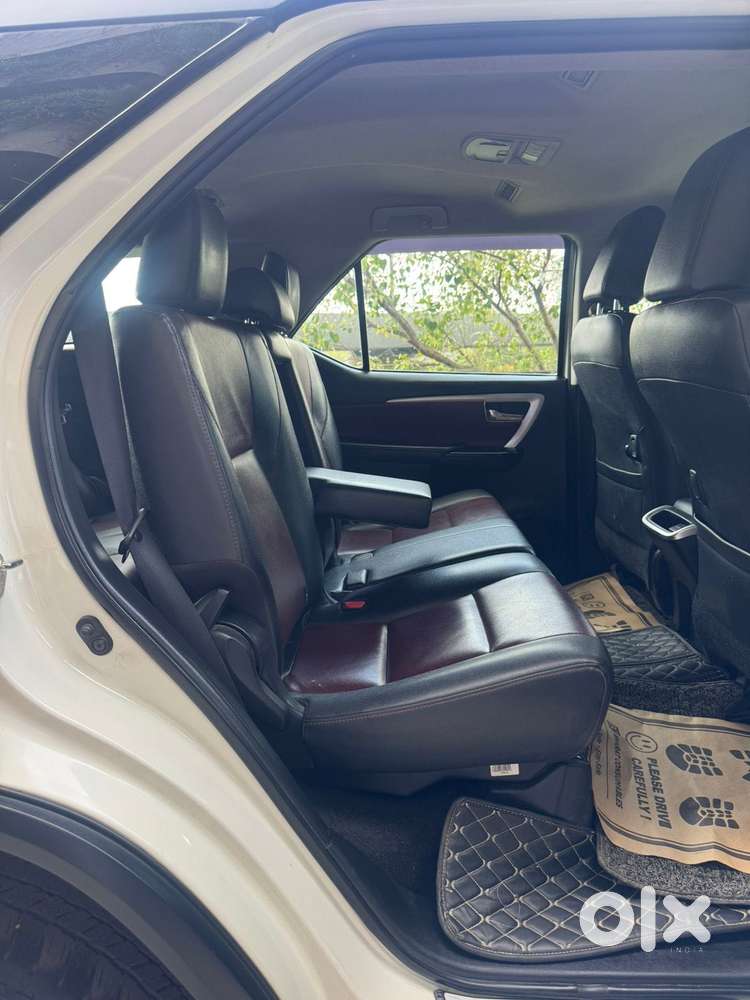 Toyota Fortuner 4x2 At 2.8 Diesel, 2020, Diesel