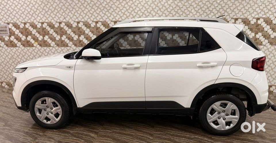 Hyundai Venue S 1.2 Petrol, 2020, Petrol