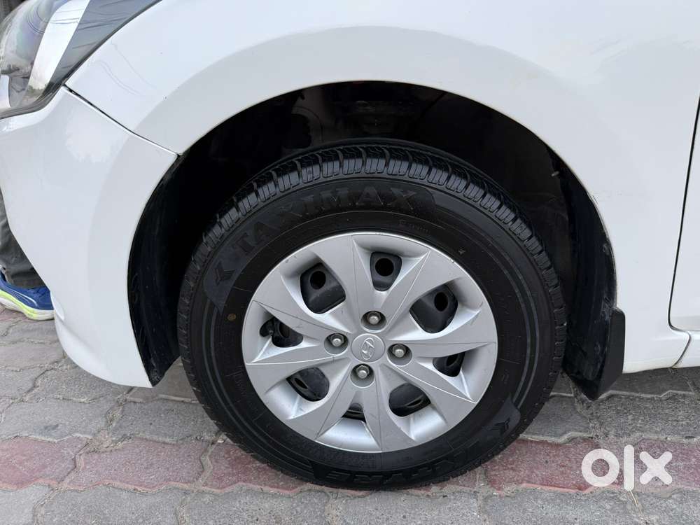 Hyundai Elite I20 Sportz (o) 1.2, 2017, Petrol
