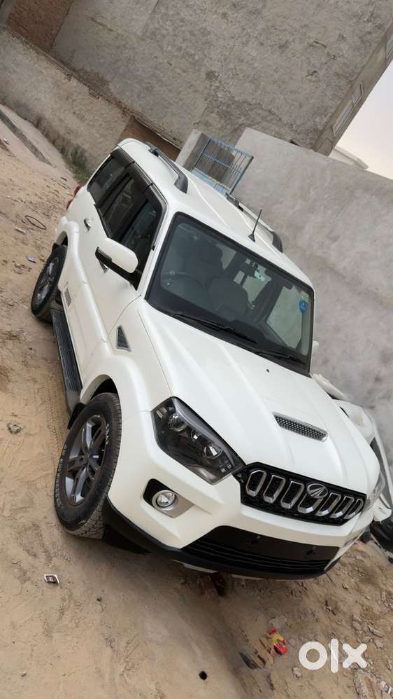 Mahindra Scorpio S10 Diesel 2020