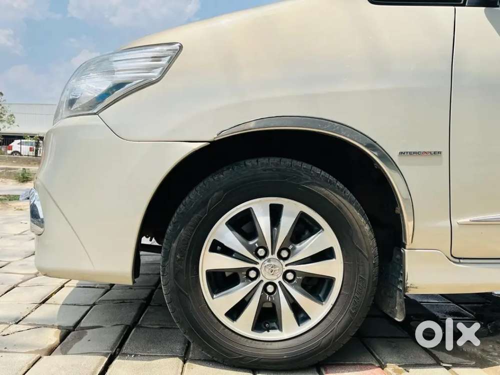 Toyota Innova 2.5 Vx 2016