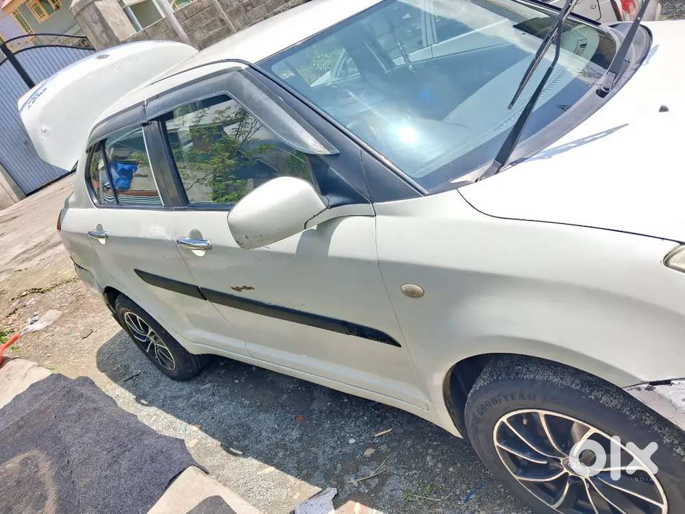 Maruti Suzuki Swift Dzire 2012 Petrol 89500 Km Driven