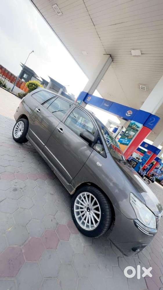 Toyota Innova 2014 Diesel 190000 Km Driven