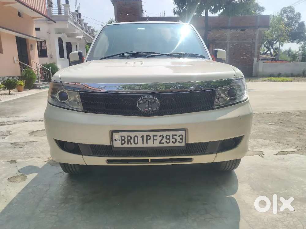 Tata Safari Storme Lx 2015