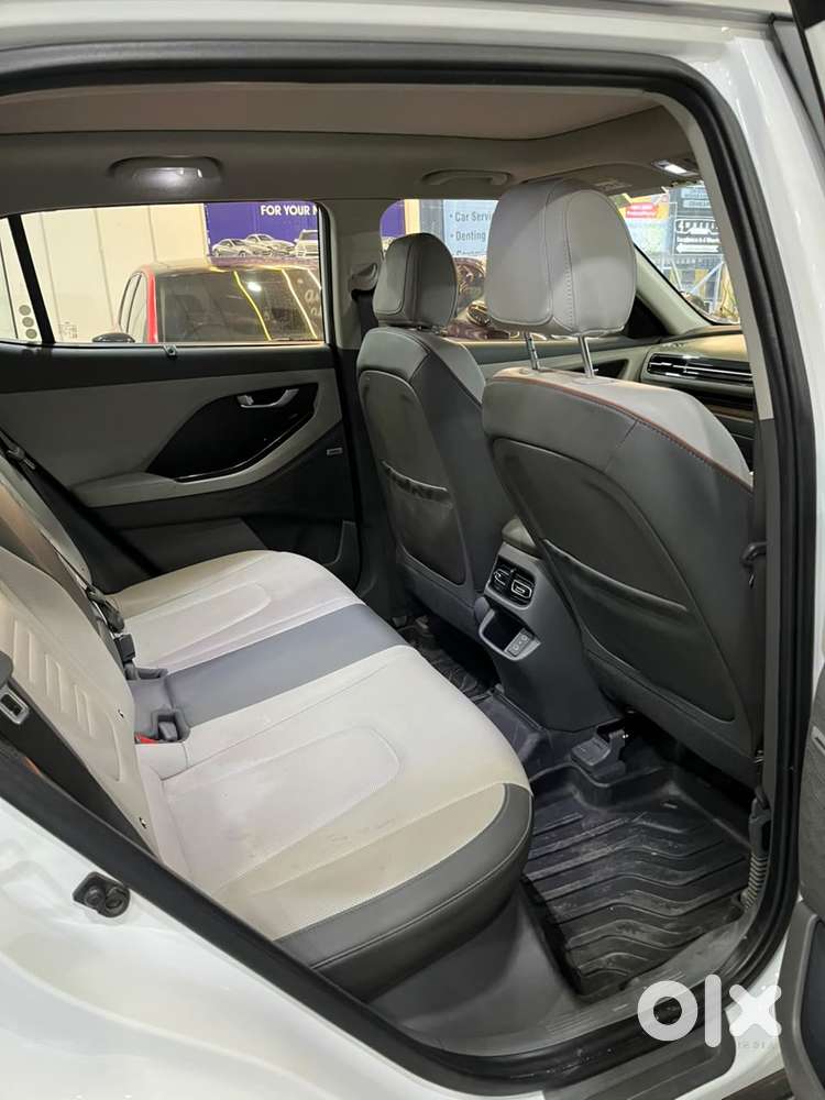 Hyundai Creta Facelift 1.5 Petrol Mt, 2025, Petrol