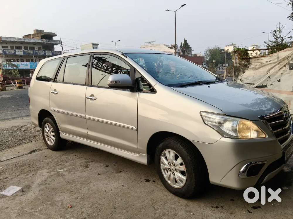 Toyota Innova Well Maintained 2013