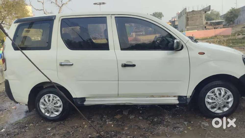 Mahindra Xylo D2 2011 Variant