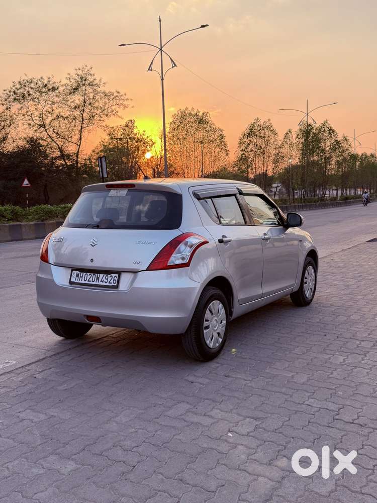 Maruti Suzuki Swift Vxi 1.2 Abs Bs-iv, 2014, Petrol