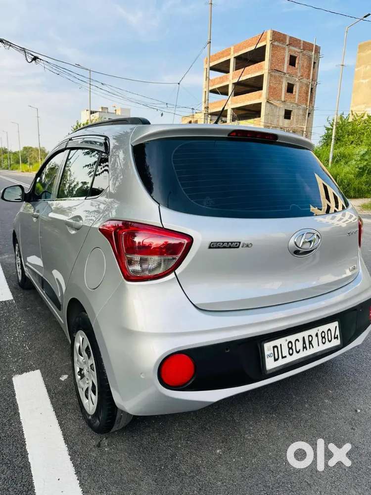 Hyundai Grand I10 2017 Petrol 40000 Km Driven
