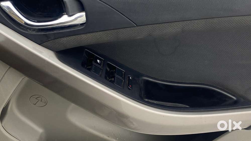 Tata Nexon 1.2 Revotron Xz Plus, 2018, Petrol